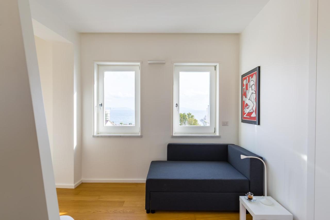 Seaview Terrace 360°& Elegant Loft Appartement Napels Buitenkant foto